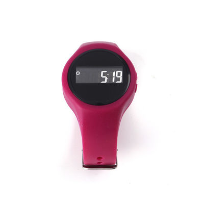 Modern Digital Step Counter Wristband étanche à l'eau avec une batterie longue durée de vie