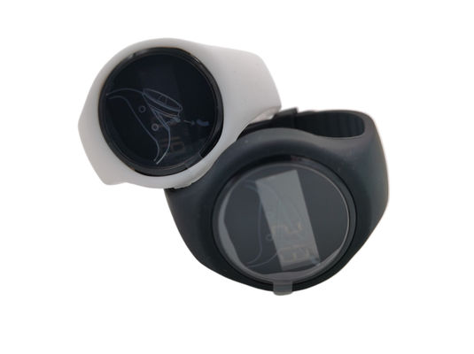 Personnalisation Montres de suivi de pas pour hommes avec sangle en silicone ABS Gel de silice Unisexe