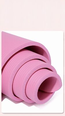 Tapis de yoga en PVC très élastique et écologique conçu pour les séances d'entraînement Yoga à la maison et au gymnase Utilisations et couleurs